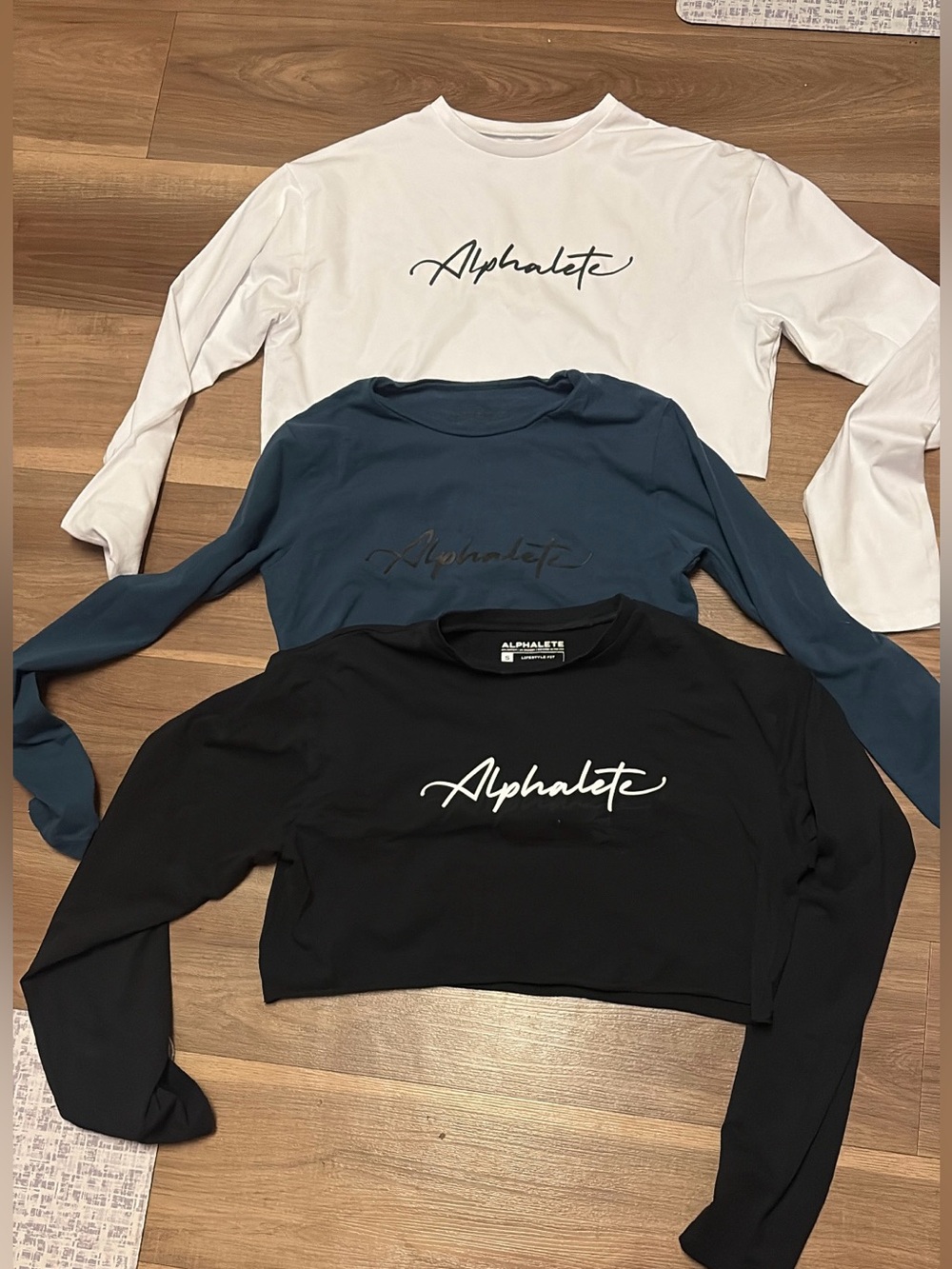 Alphalete Long Sleeve Crop Tops